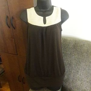 XOXO Sleeveless Top